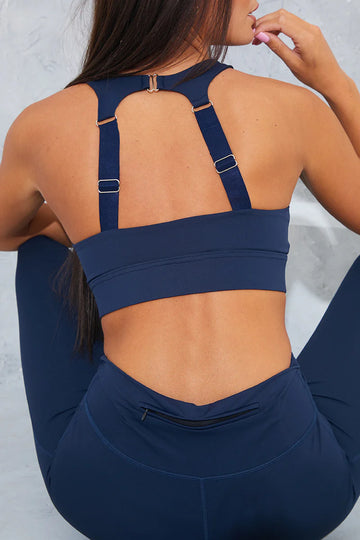 Active Leggings With Concealed Back Zip Pocket